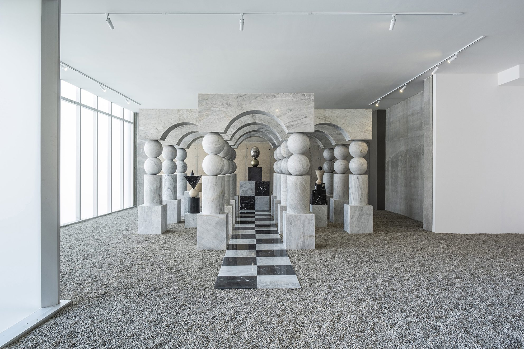 Doors of Perception, art by Pilar Zeta, marble, stainless steel and brass, Mexico City, 2023
