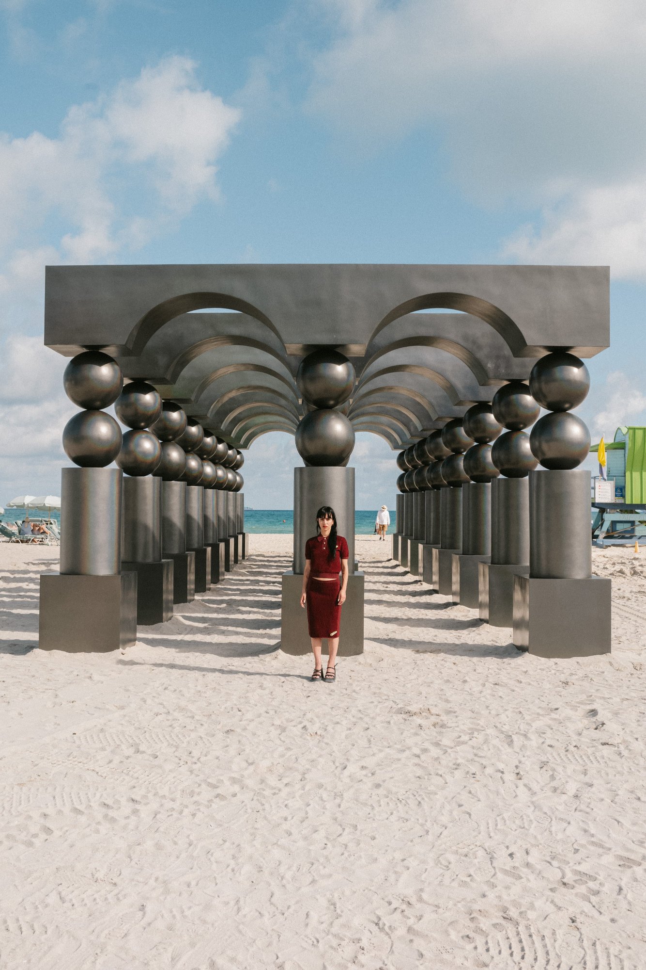 The Observer Effect, public art by Pilar Zeta, monumental portals in fiberglass and stainless steel, Miami Beach, 2025