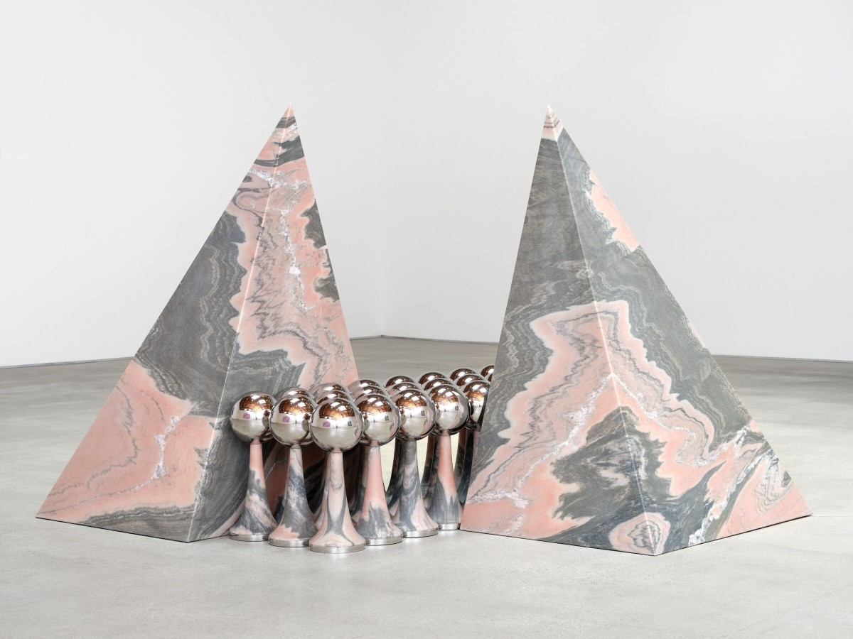 Telepathic Kiss Portal, art by Pilar Zeta, Summerlove Sensation, Perrotin Los Angeles, 2026
