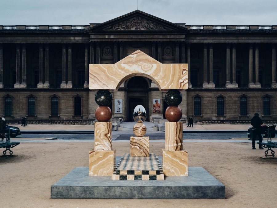 Mirror Gate II — Pilar Zeta